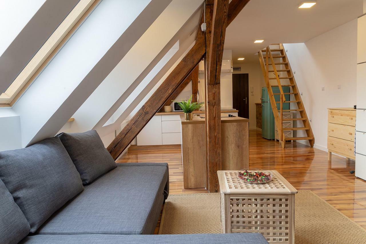 Apartamento Lazy Days Attic City Center Katowice Exterior foto