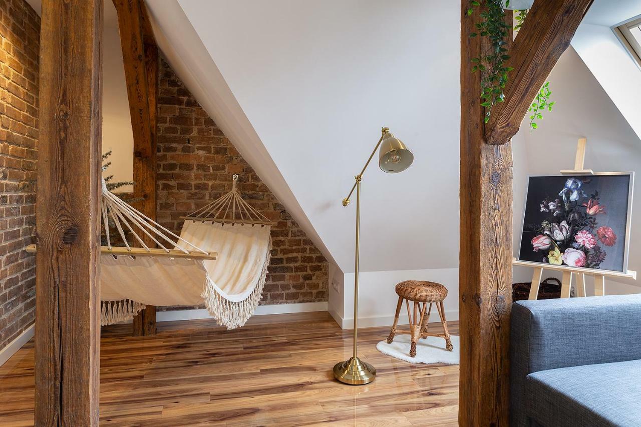 Apartamento Lazy Days Attic City Center Katowice Exterior foto